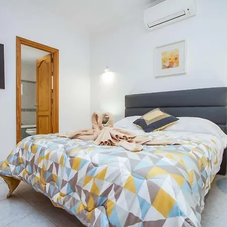 Puerto Del Carmen Sleeps 12 Pool Air Con Wifi * プエルト・デル・カルメン