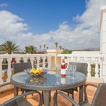Villa Puerto Del Carmen Sleeps 12 Pool Air Con Wifi